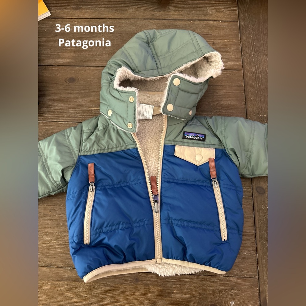 Patagonia size 3-6 months never worn